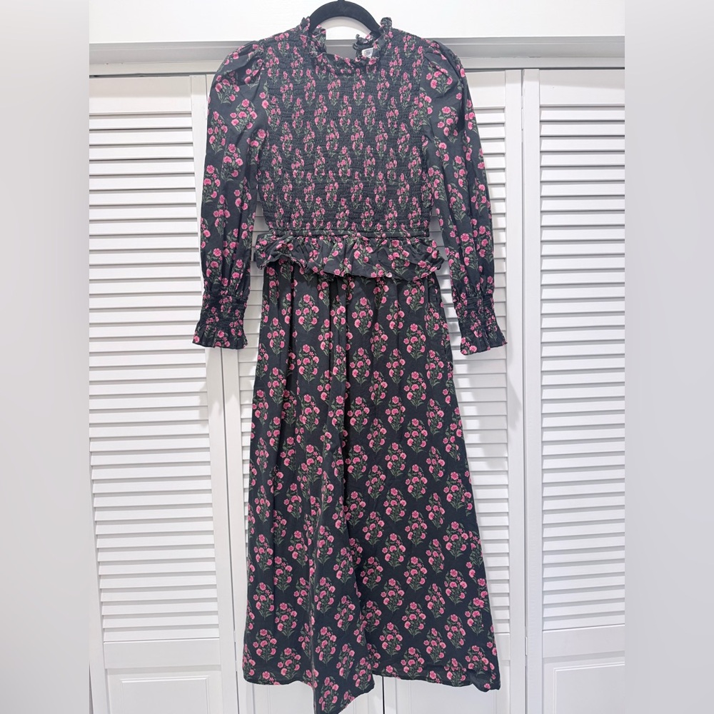 Chic Long Sleeve Floral Dress in Black and Pink